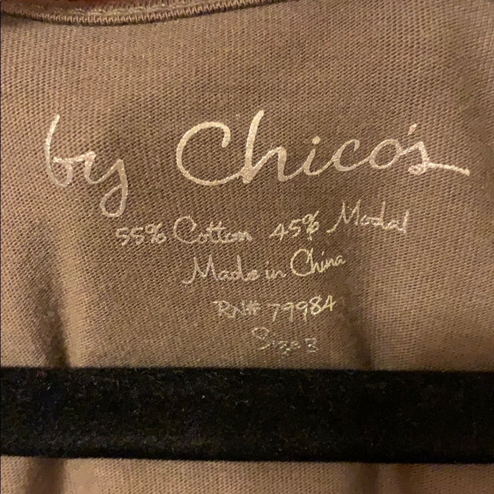 Clothes - Picture 2 of 5